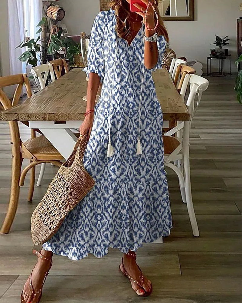 Andrea – Boho Vintage-Kleid mit V-Ausschnitt und Print 
