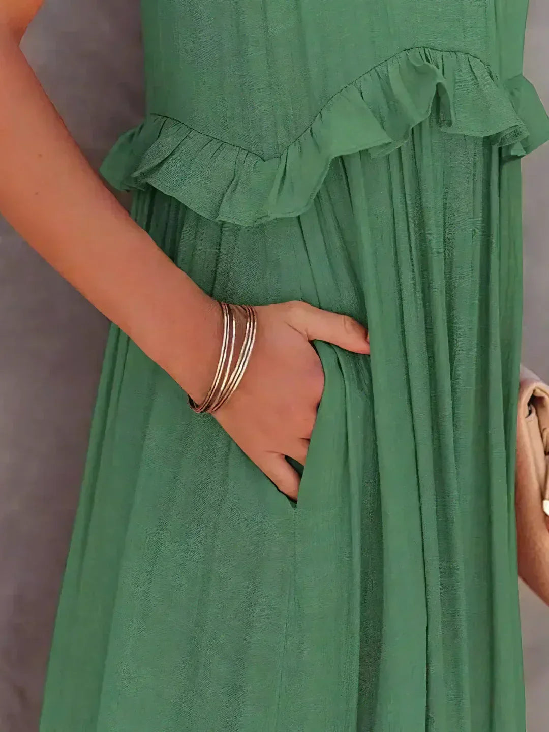 Christa | Schickes Neckholder-Rüschenkleid