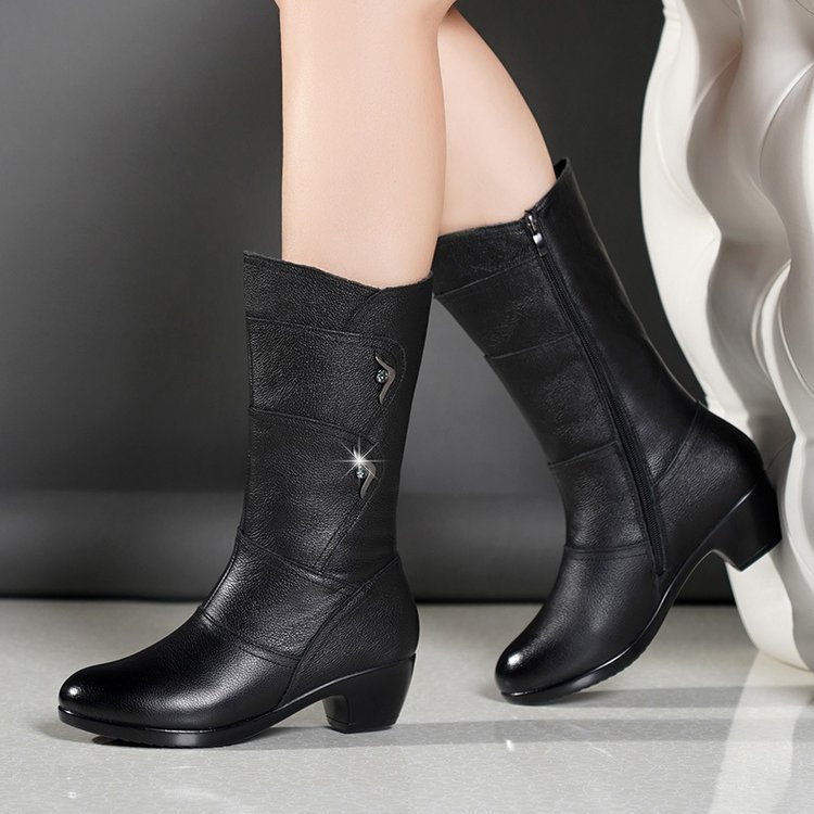 Damen-Stiefeletten mit Plateausohle und halbhoher Wadenhöhe 