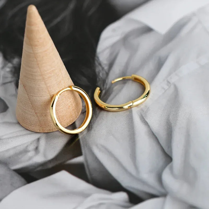 Novalee | Elegante, zierliche Ohrringe
