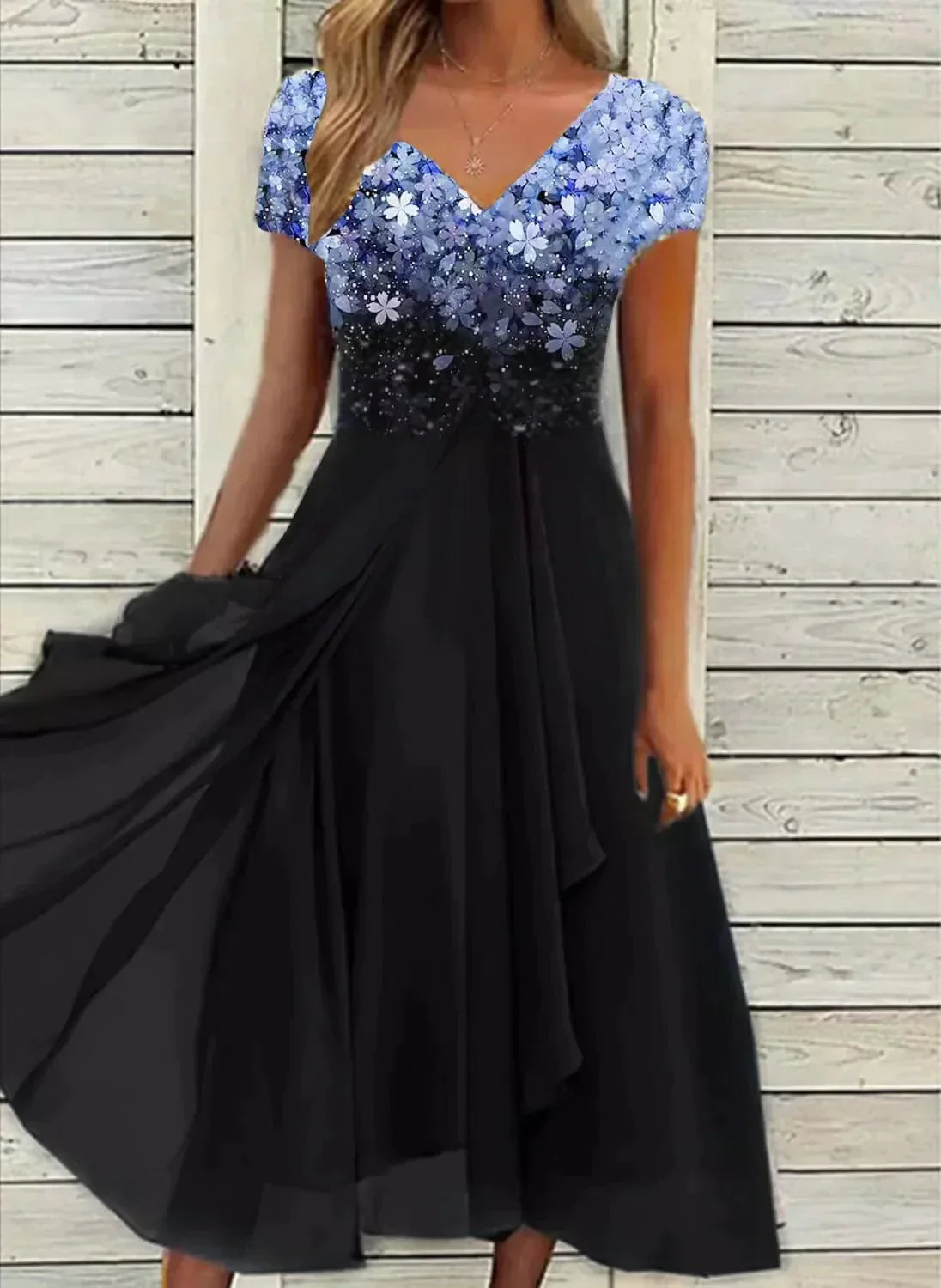 Emilie | Schillerndes Nachtkleid