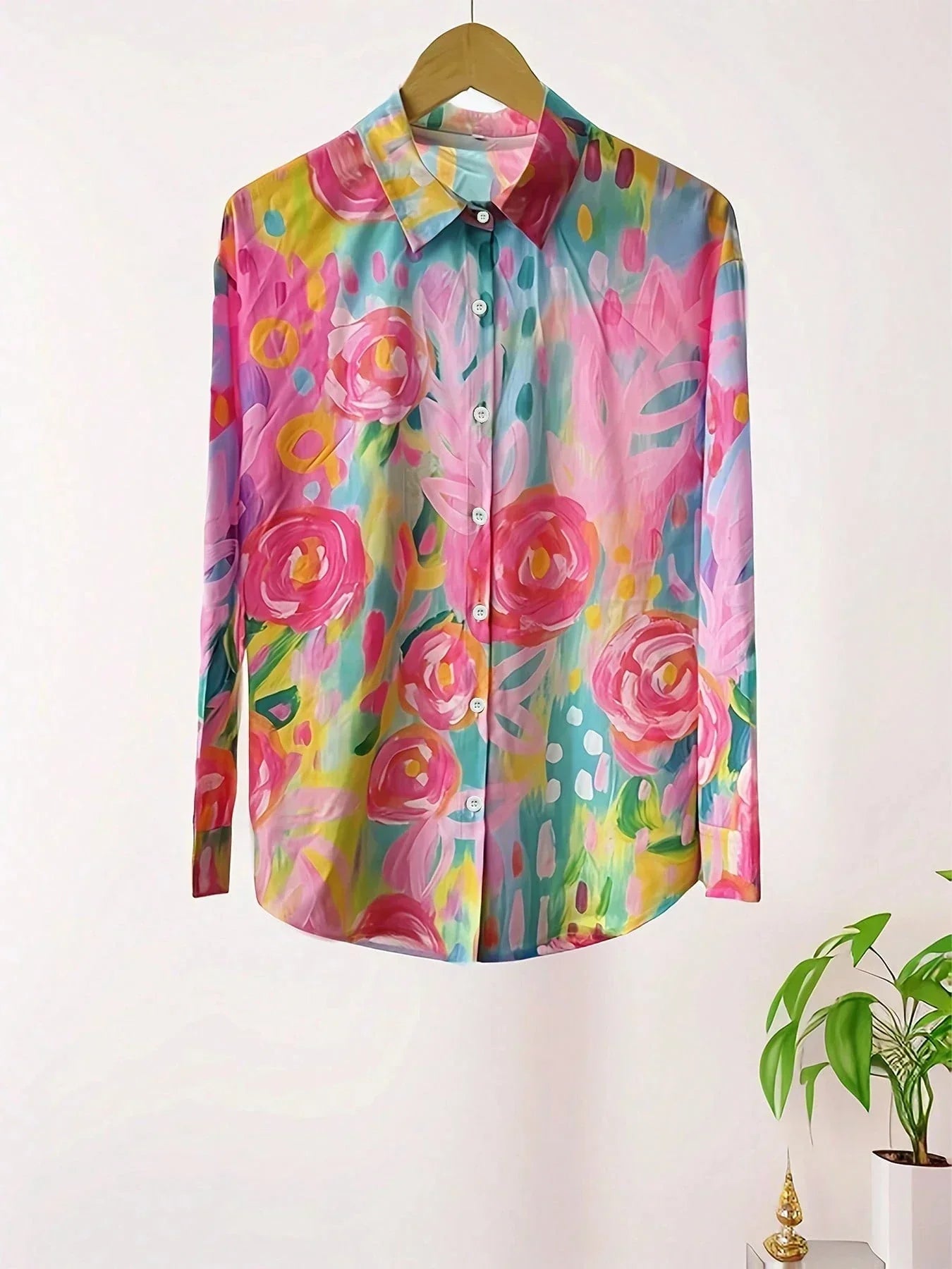 Annika - Farbenfrohe Bluse mit verspieltem Print