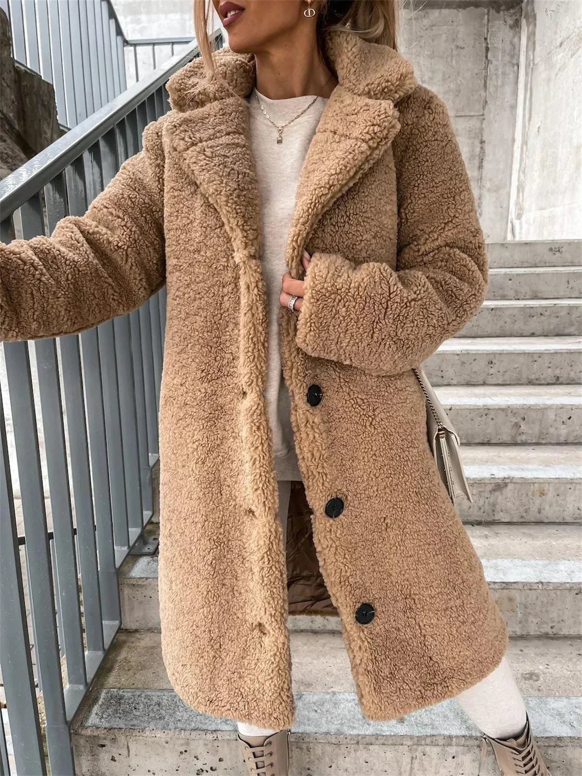 Jessie | Teddy Jas