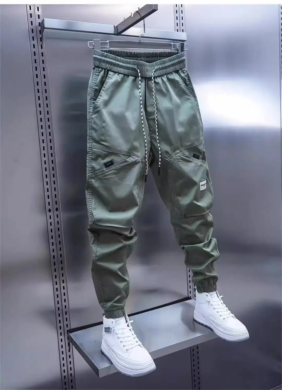Laurent™ | Sporthose mit eleganten Details