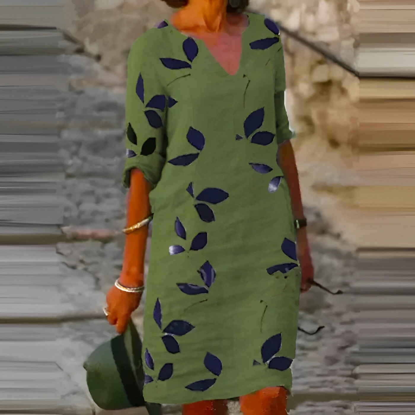 Britta | Schmeichelndes Sommerkleid mit Blatt-Print