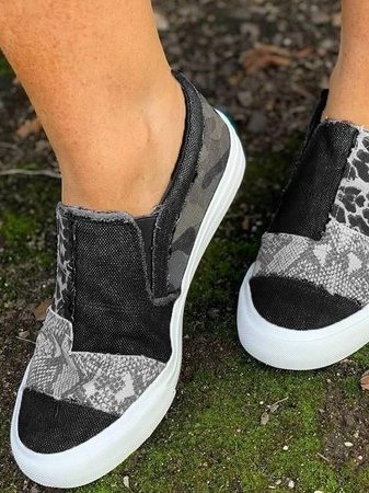 Olyndra | Shadowspot Slip-On-Sneaker