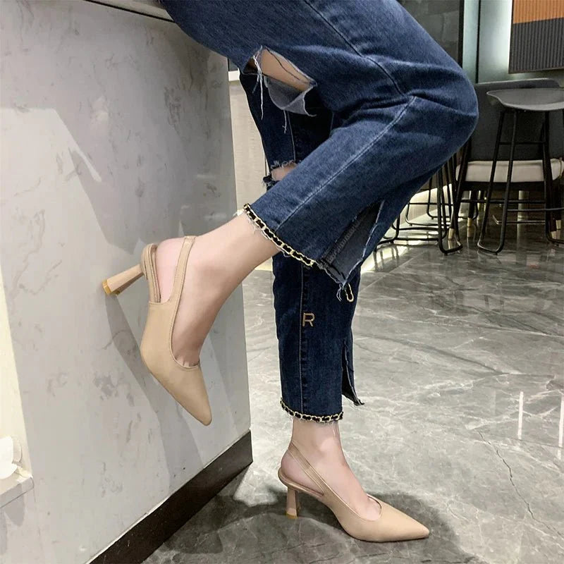 Tessina | Klassische spitze Pumps