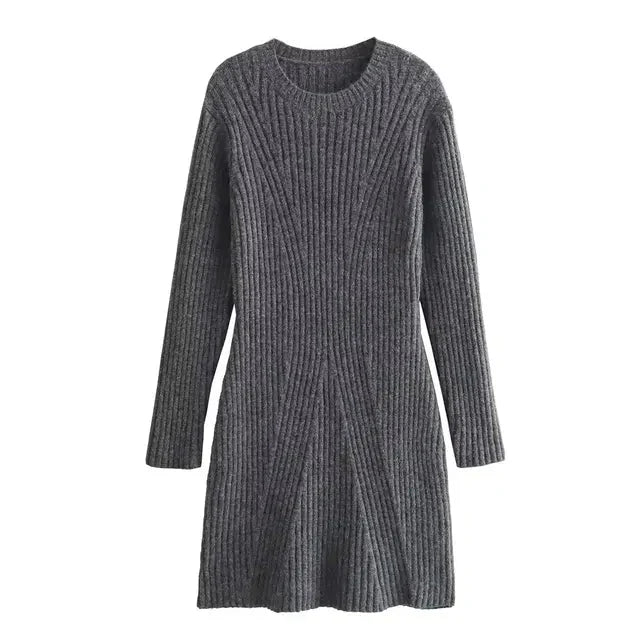 Thessira | Geripptes, figurbetontes Minikleid