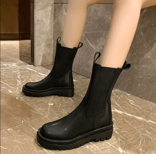 Zorynthia | Eclipse-Tread Chelsea Mid Boots