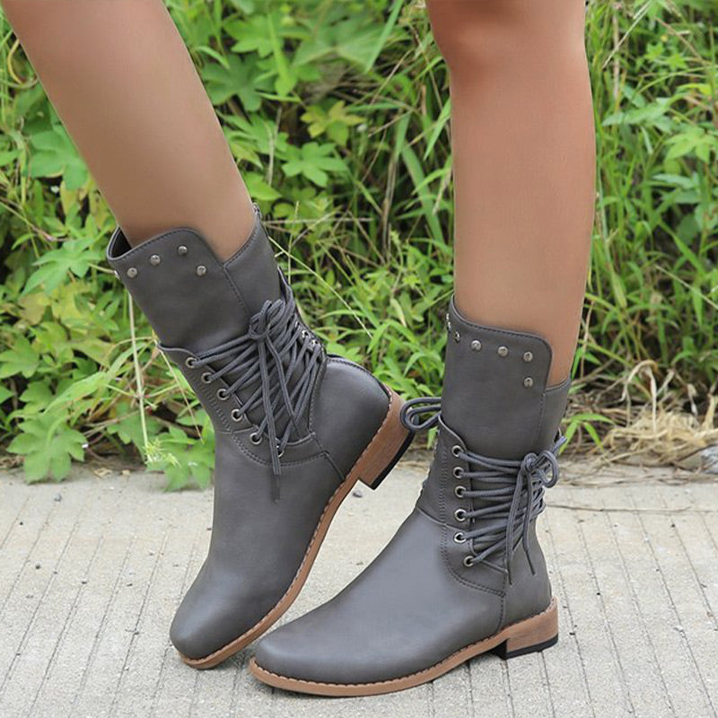 Klassische Schnürstiefel aus Leder