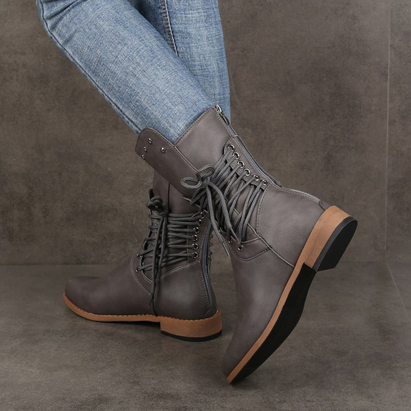 Klassische Schnürstiefel aus Leder