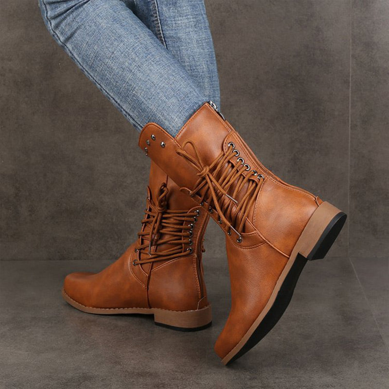 Klassische Schnürstiefel aus Leder